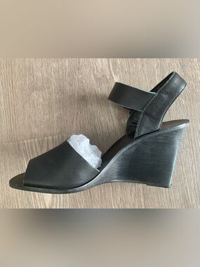 Via Mia Black Genuine Leather Wedge Sandals